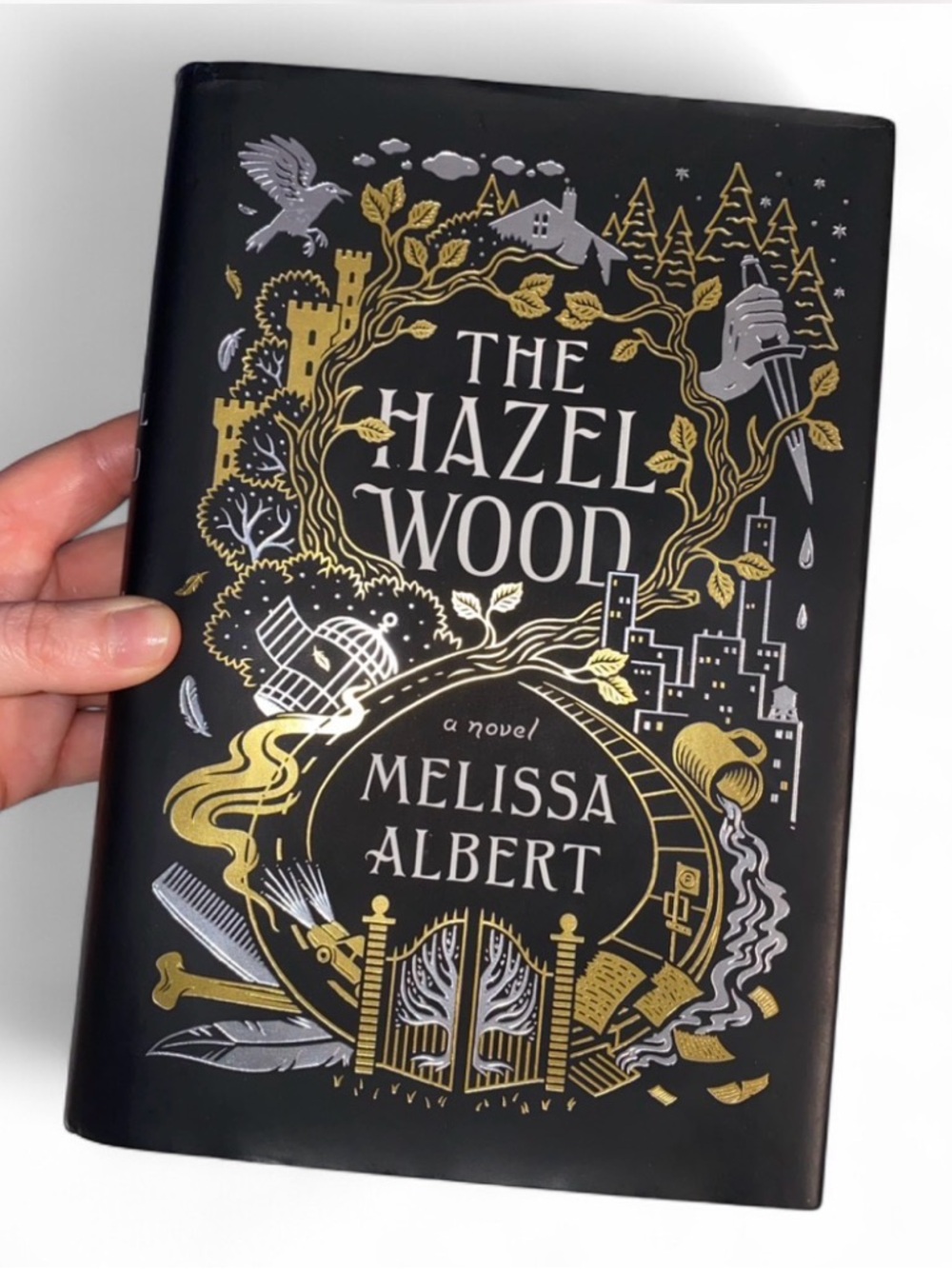 GORGEOUS 2018 FIRST EDITION Novel The Hazel Wood by Melissa Albert